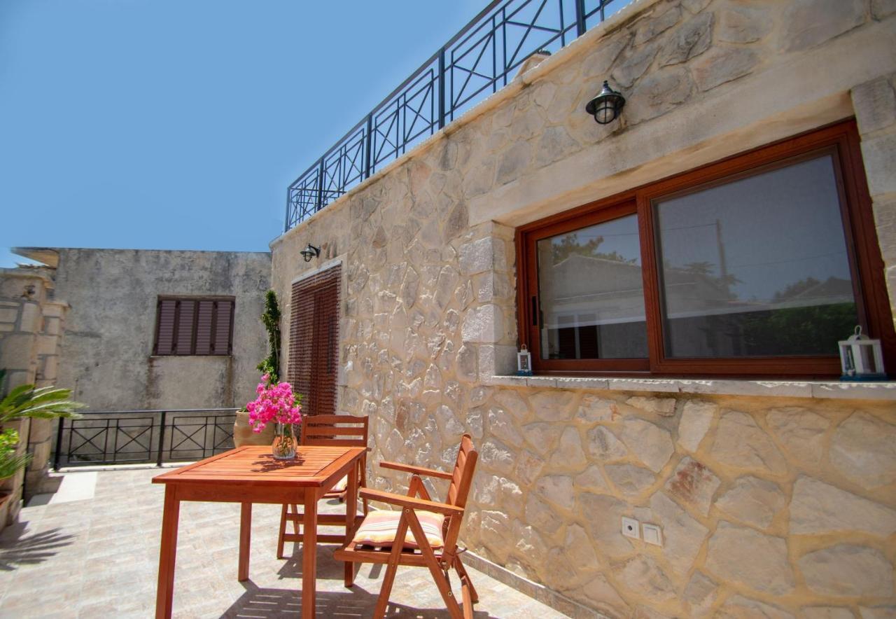Kantouni House Volimes Exterior photo